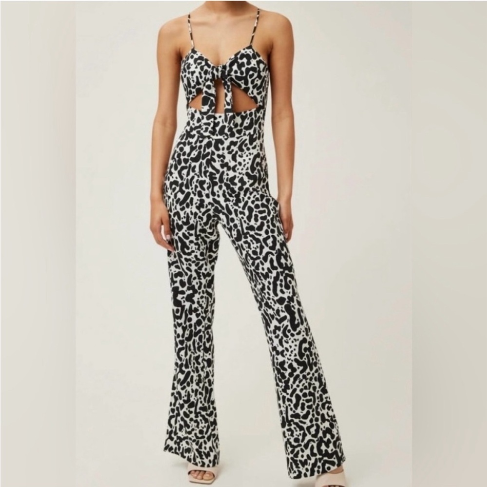 NWT | LITA by Ciara x Revolve Tie Front
Jumpsuit Cut Out Cheetah print